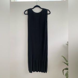 h&m pleated satin black dress
